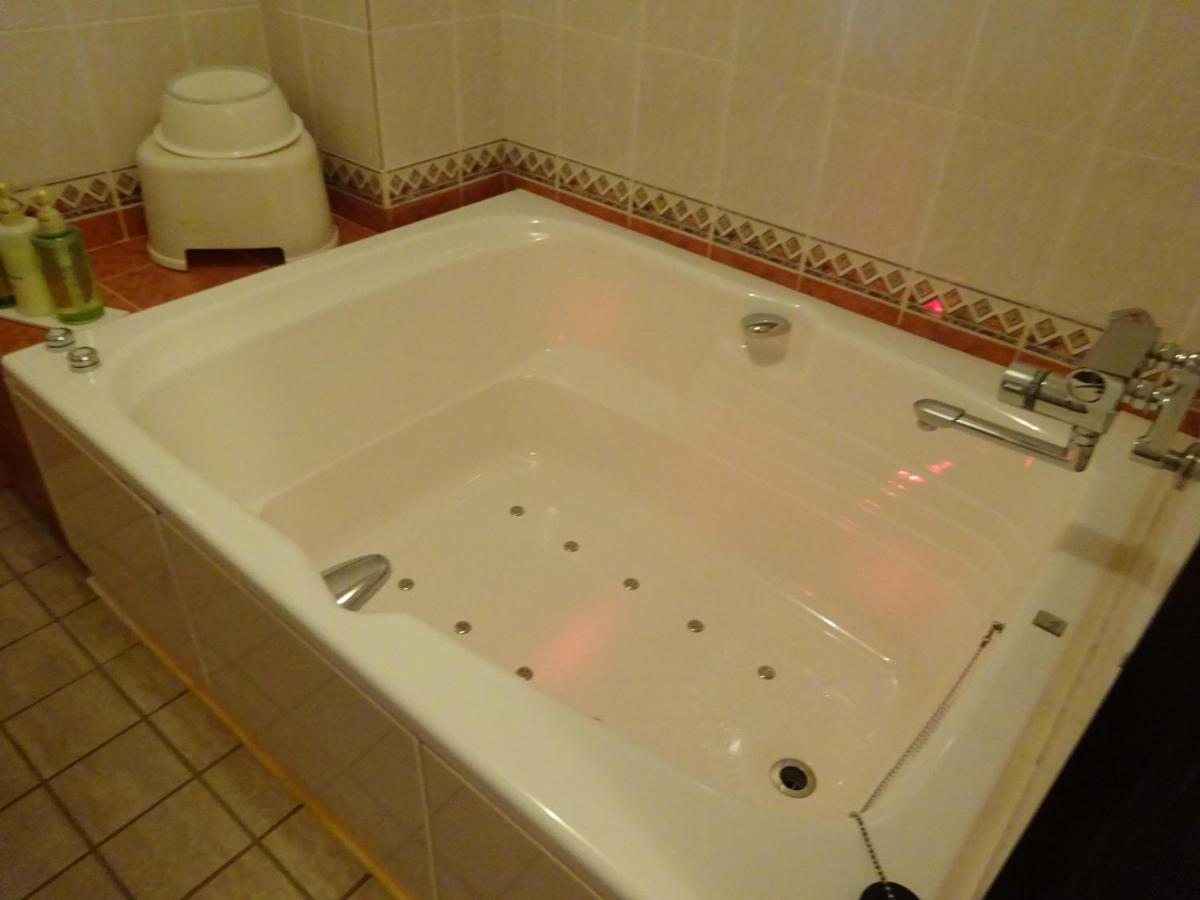 Hotel Rplus Higashimatsuyama Namegawa Bagian luar foto