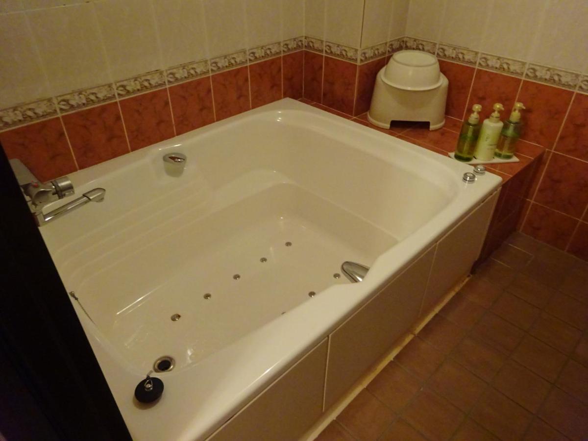 Hotel Rplus Higashimatsuyama Namegawa Bagian luar foto